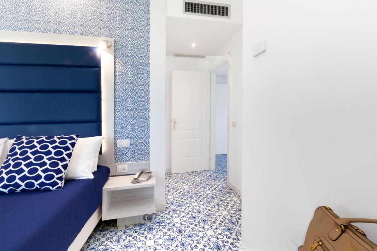 Hotel Sant'Agata SantʼAgata sui Due Golfi Dış mekan fotoğraf