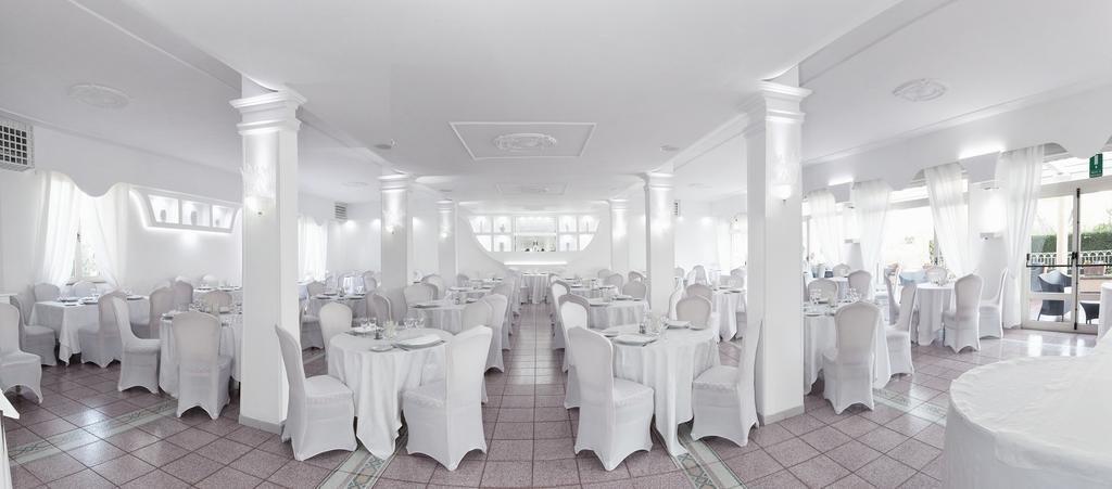 Hotel Sant'Agata SantʼAgata sui Due Golfi Dış mekan fotoğraf