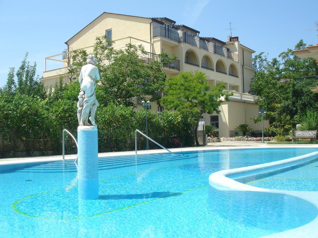 Hotel Sant'Agata SantʼAgata sui Due Golfi Dış mekan fotoğraf